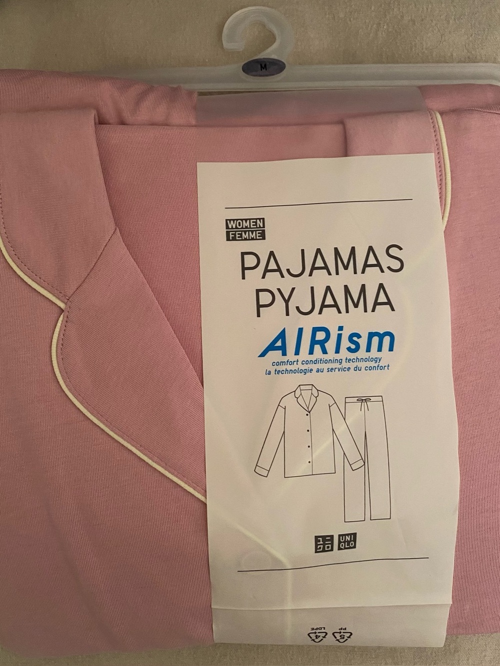 Uniqlo Arism Pajama Set (size M)